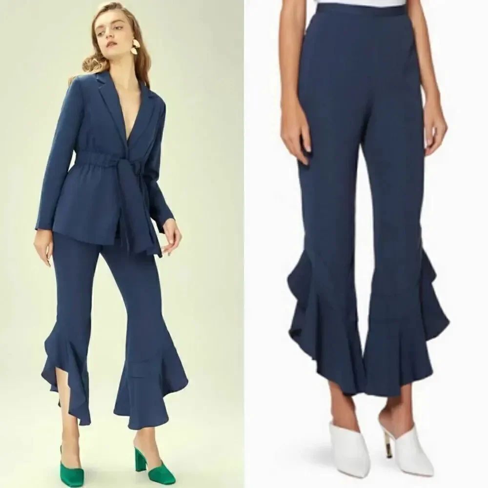 Keepsake only one pants navy Small, NWT